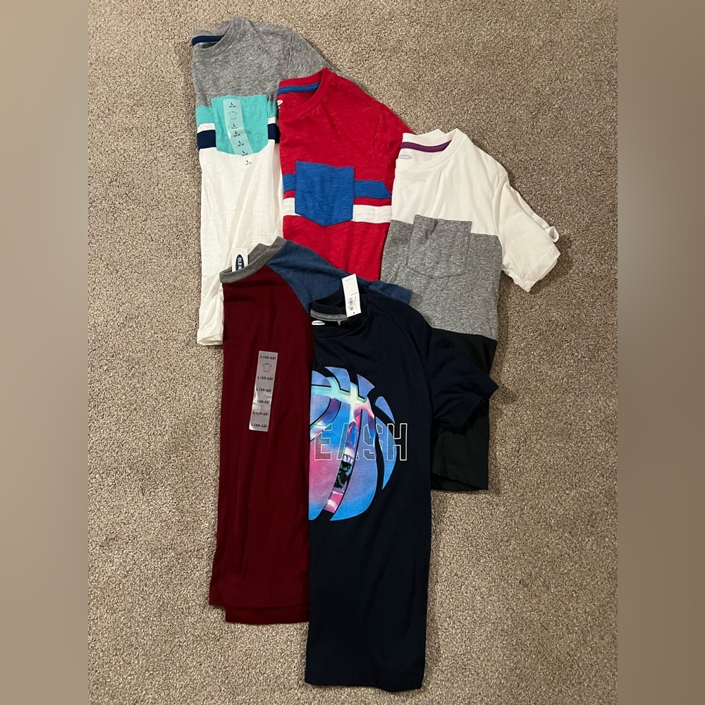 Old Navy Bulk T Shirt Lot. Kids Size Large